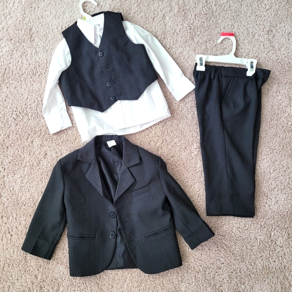Kids suit